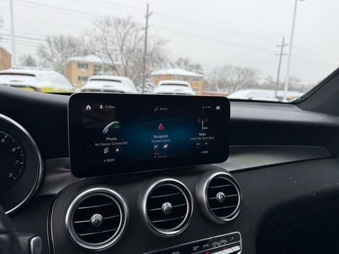 Used 2022 Mercedes-Benz GLC 300 4MATIC image 13