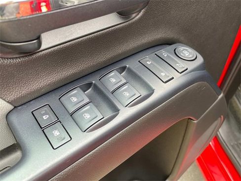 Used 2018 Chevrolet Silverado 1500 Custom w/ Custom Convenience Package image 13