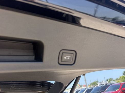 New 2026 GMC Acadia Elevation w/ Black Edition FWD image 8