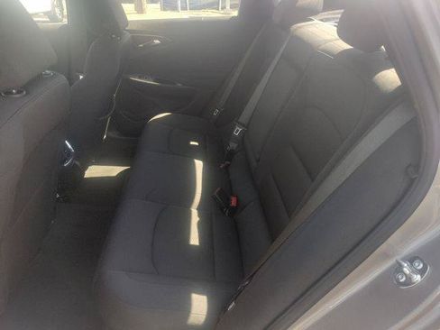 Used 2025 Chevrolet Malibu LT FWD image 14