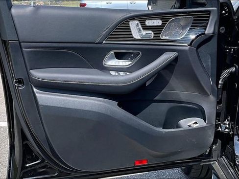 New 2026 Mercedes-Benz GLS 580 4MATIC image 13
