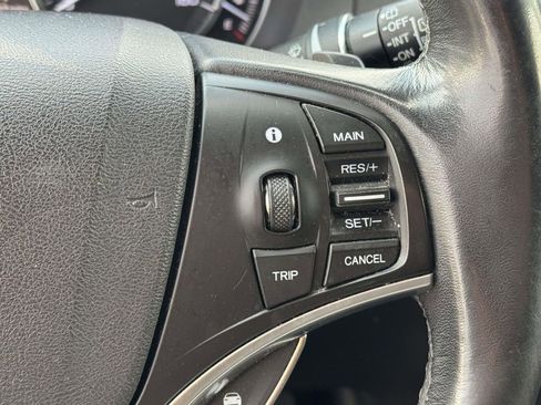 Used 2017 Acura MDX SH-AWD w/ Advance Package image 24