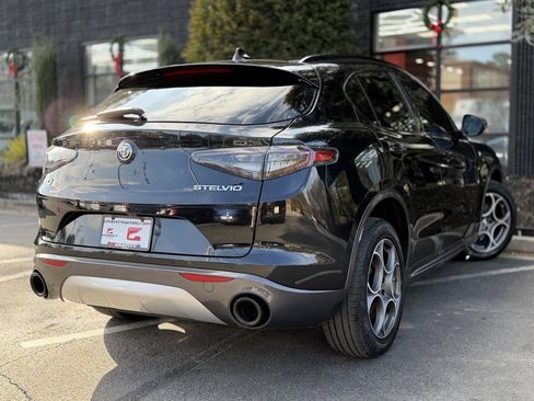 Used 2024 Alfa Romeo Stelvio Ti w/ Active Assist Plus Package image 12