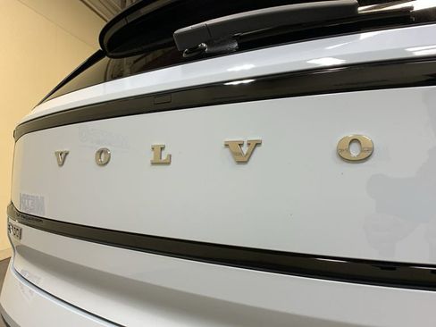 Used 2025 Volvo EX30 Ultra w/ Climate Package AWD/4WD image 17