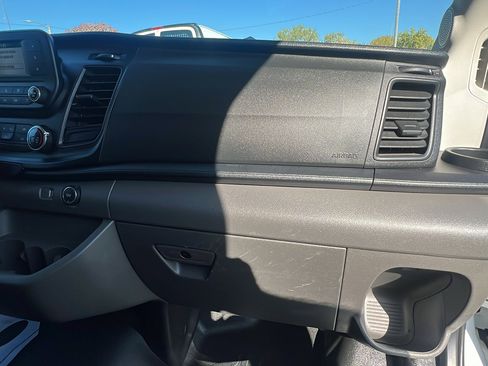 Used 2020 Ford Transit 150 Medium Roof image 12