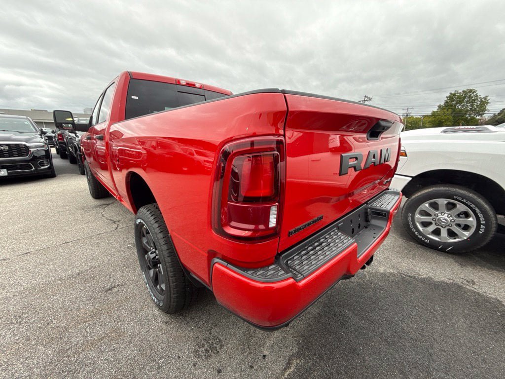 New 2027 RAM 2500 Big Horn AWD/4WD image 3