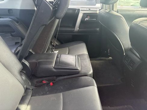 Used 2014 Toyota 4Runner SR5 Premium image 8