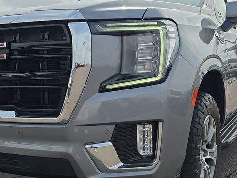 Used 2022 GMC Yukon SLE image 9