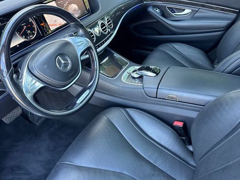 Used 2017 Mercedes-Benz S 550 Sedan image 10