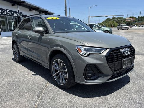 Used 2024 Audi Q3 2.0T Premium Plus AWD/4WD image 7