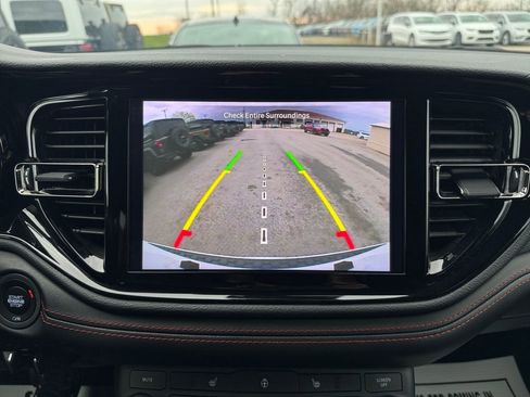 Used 2023 Dodge Durango GT AWD/4WD image 18
