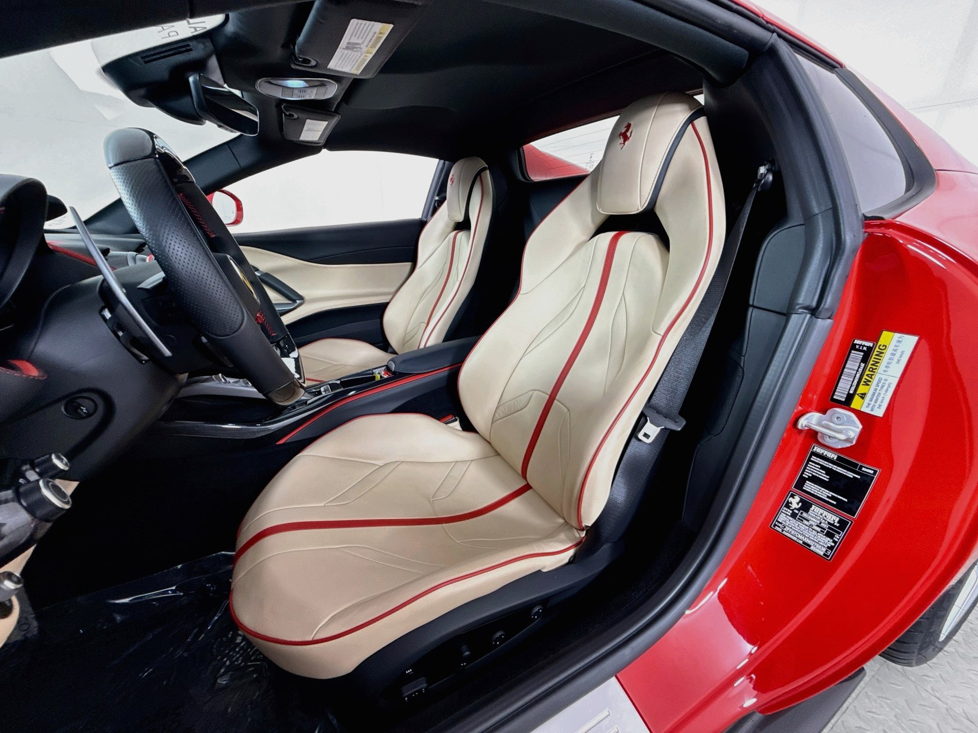 Certified 2022 Ferrari 812 GTS RWD image 9