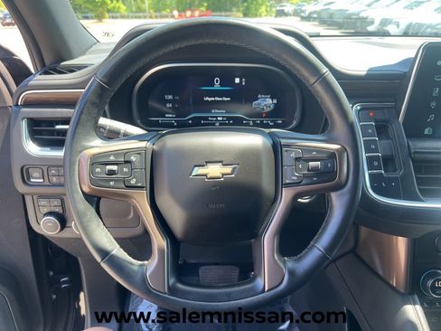 Used 2023 Chevrolet Tahoe High Country AWD/4WD image 13