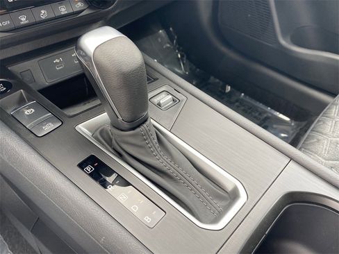 New 2026 Nissan Kicks SV image 19