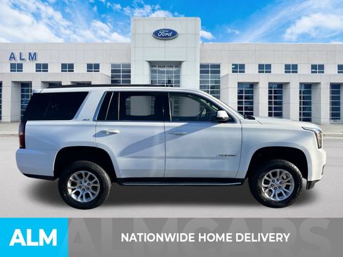 Used 2017 GMC Yukon SLT image 5
