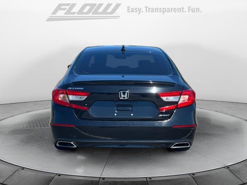 Used 2018 Honda Accord Sport image 8