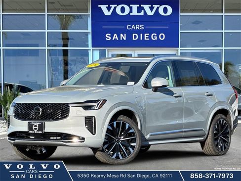 New 2026 Volvo XC90 T8 Ultra image 1