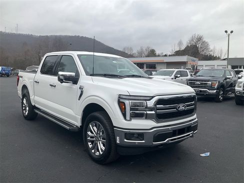 New 2026 Ford F150 Lariat image 3