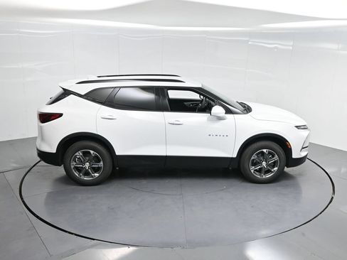 New 2025 Chevrolet Blazer LT w/ Convenience Package FWD image 73