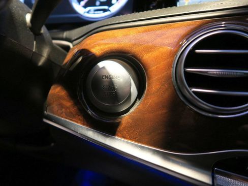 Used 2014 Mercedes-Benz S 63 AMG 4MATIC Sedan image 33