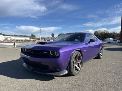 Used 2016 Dodge Challenger SRT w/ Technology Group