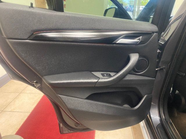 Used 2017 BMW X1 xDrive28i AWD/4WD image 12