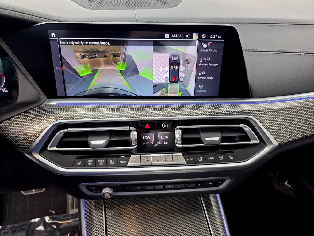 Used 2020 BMW X5 sDrive40i w/ M Sport Package RWD image 23