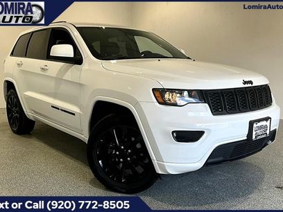 Used 2020 Jeep Grand Cherokee Altitude