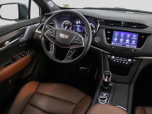 Used 2023 Cadillac XT5 Sportv AWD/4WD image 29