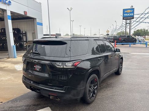 Used 2019 Chevrolet Traverse Premier w/ Redline Edition FWD image 21