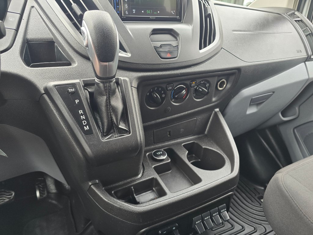 Used 2017 Ford Transit 350 XLT RWD image 33