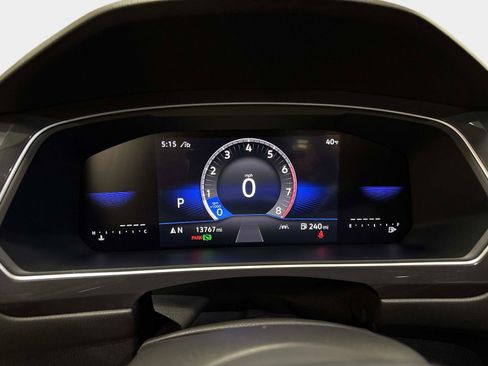 Certified 2024 Volkswagen Tiguan SE image 27