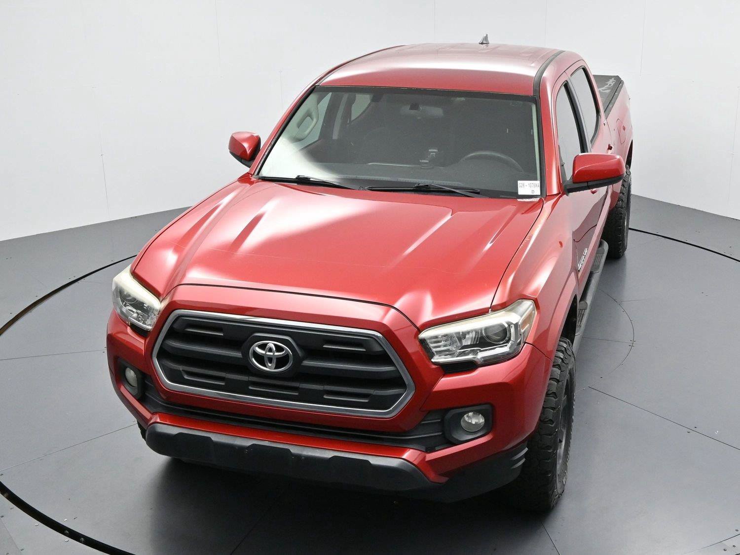 Used 2016 Toyota Tacoma SR5 w/ Towing Package RWD image 33