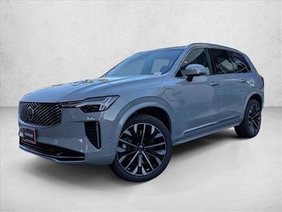 New 2026 Volvo XC90 T8 Plus