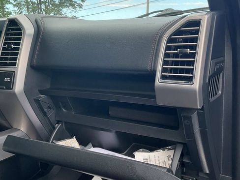 Used 2020 Ford F150 Platinum w/ Equipment Group 701A Luxury AWD/4WD image 34