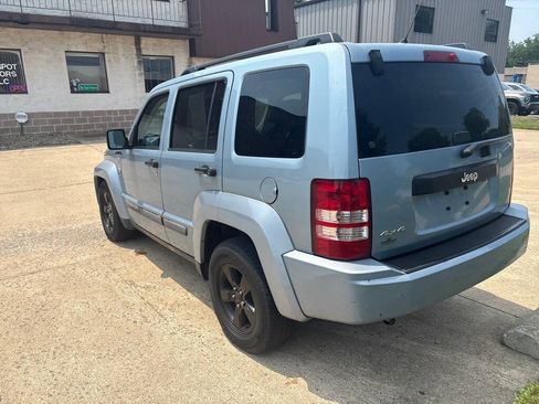 Used 2012 Jeep Liberty Arctic AWD/4WD image 5