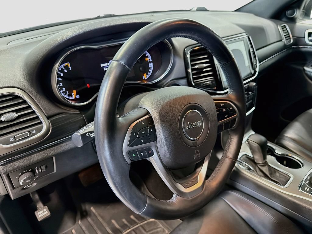 Used 2020 Jeep Grand Cherokee Limited AWD/4WD image 10