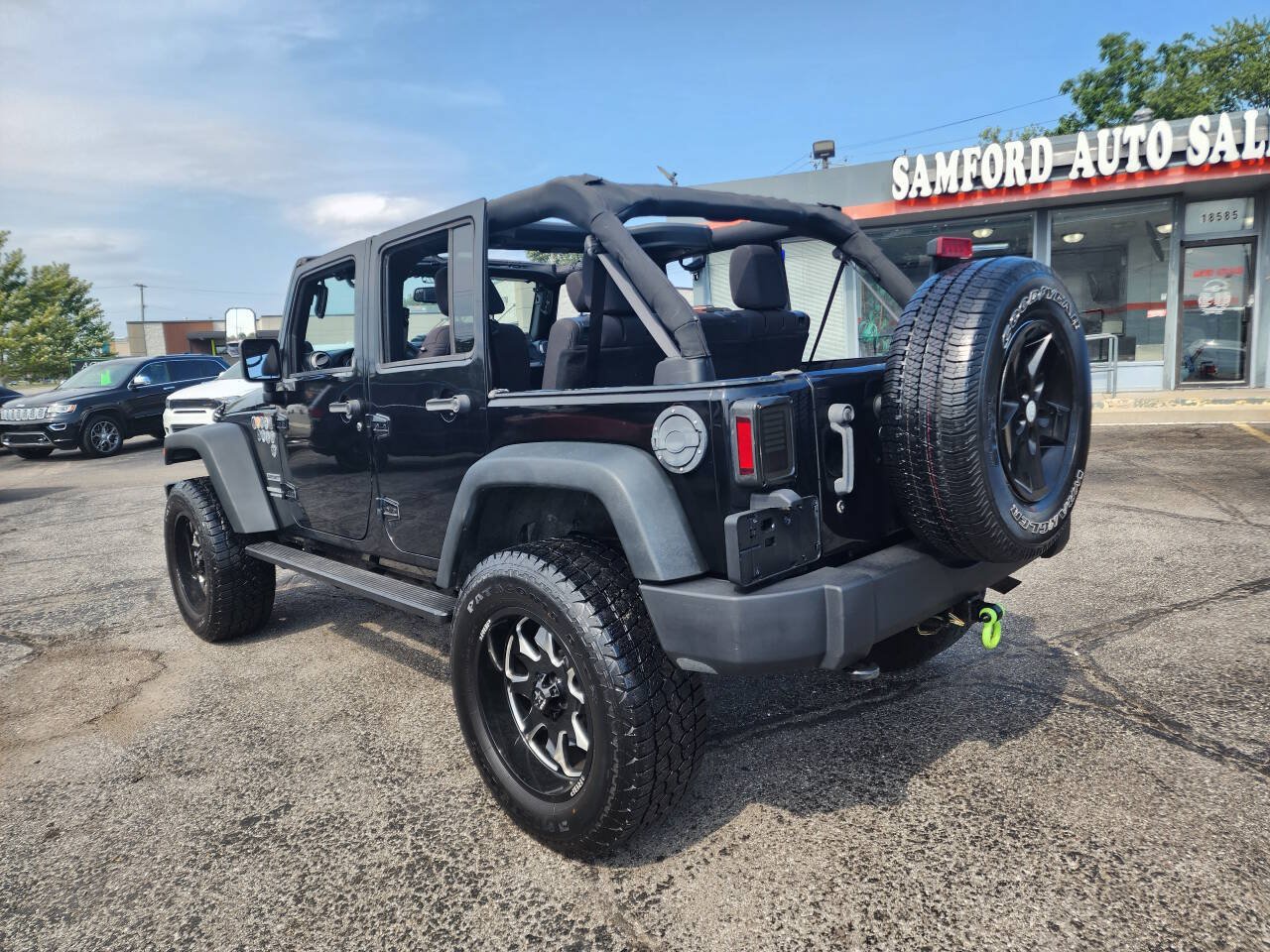 Used 2013 Jeep Wrangler Unlimited Sport AWD/4WD image 6