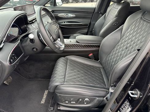 Used 2023 Genesis GV70 3.5T Sport w/ Sport Prestige Package AWD/4WD image 20