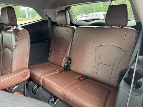 Used 2018 Buick Enclave Avenir AWD/4WD image 13