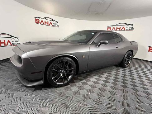 Used 2020 Dodge Challenger R/T Scat Pack w/ Driver Convenience Group RWD image 5