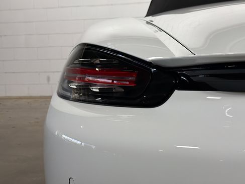Certified 2024 Porsche 718 Boxster image 11