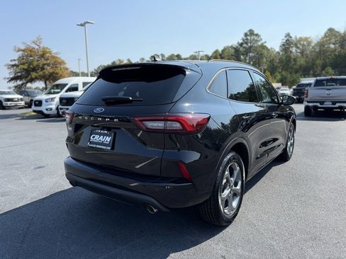 Used 2023 Ford Escape ST-Line image 8