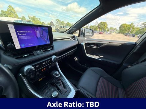 Used 2023 Toyota RAV4 XSE AWD/4WD image 30