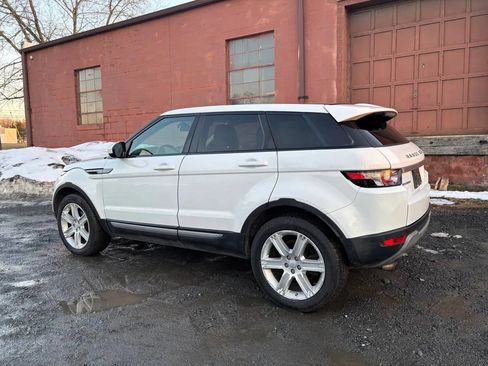 Used 2015 Land Rover Range Rover Evoque Pure Plus AWD/4WD image 8