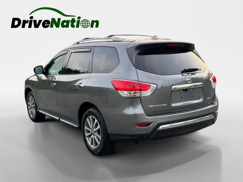 Used 2016 Nissan Pathfinder S AWD/4WD image 7