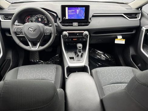 New 2025 Toyota RAV4 XLE image 22