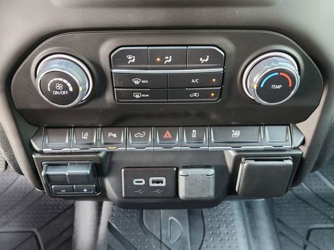 Used 2024 Chevrolet Silverado 2500 Custom w/ Custom Value Package AWD/4WD image 18