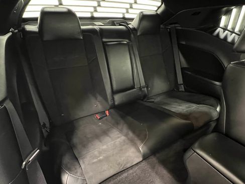 Used 2016 Dodge Challenger R/T Scat Pack RWD image 33