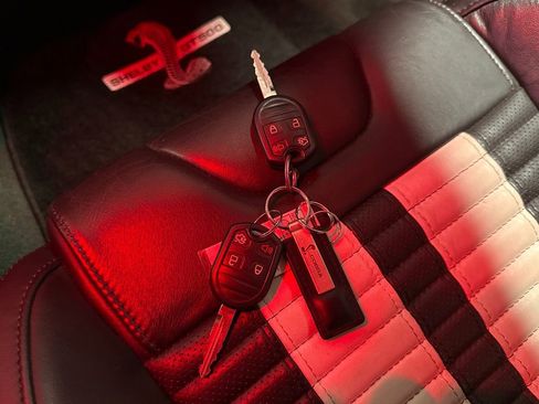 Used 2012 Ford Mustang Shelby GT500 w/ SVT Performance Pkg image 31